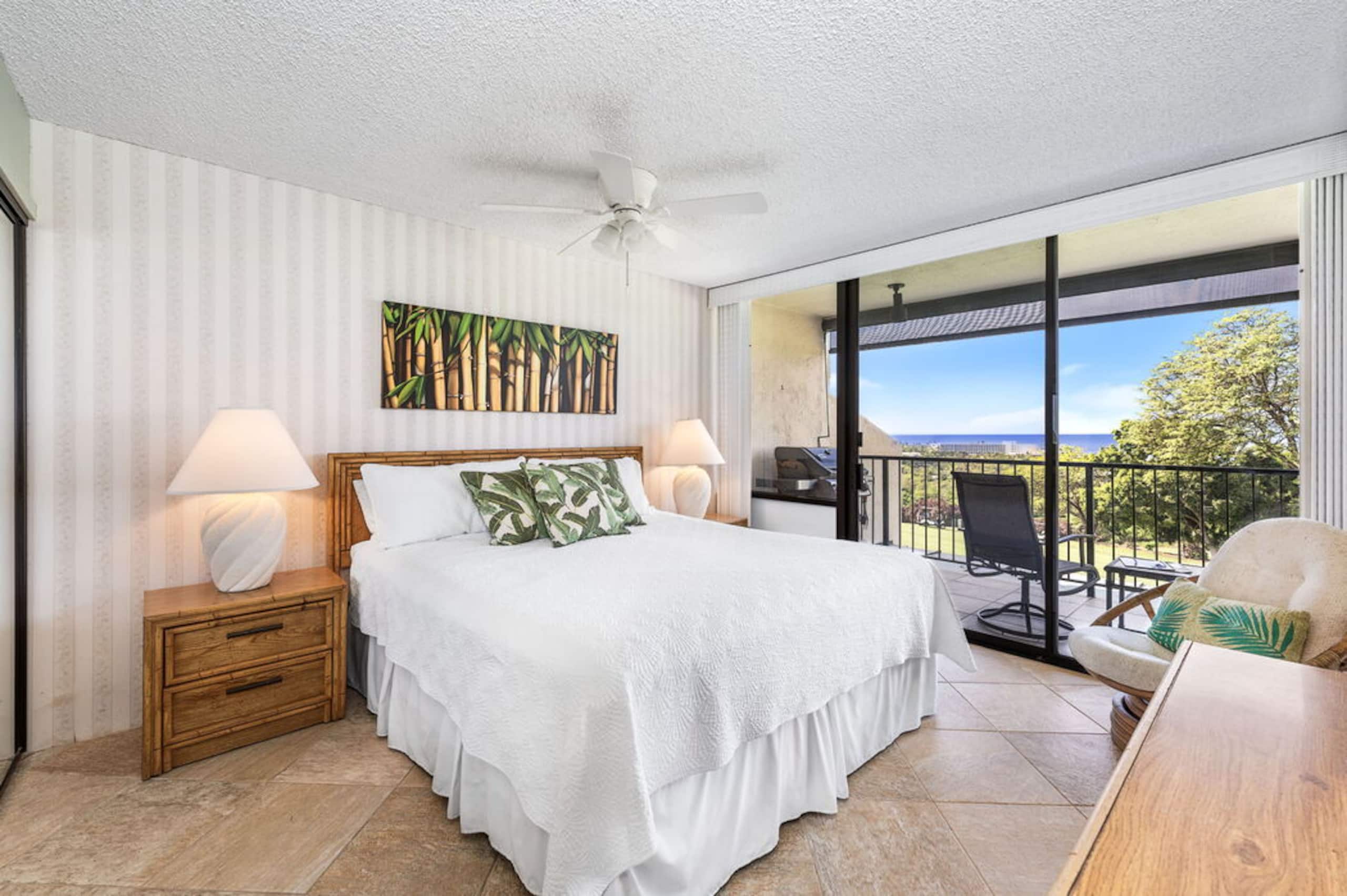 Condo in Kailua-Kona · ★5.0 · 2 bedrooms · 4 beds · 2.5 baths - Image 12