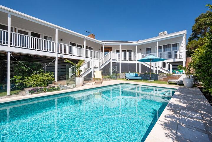 Mt Martha Coastal Retreat | Pool & Water Views