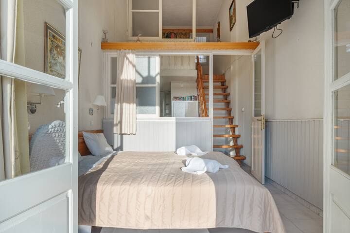 Two-Bedroom Apartment No 4 gallery image 3