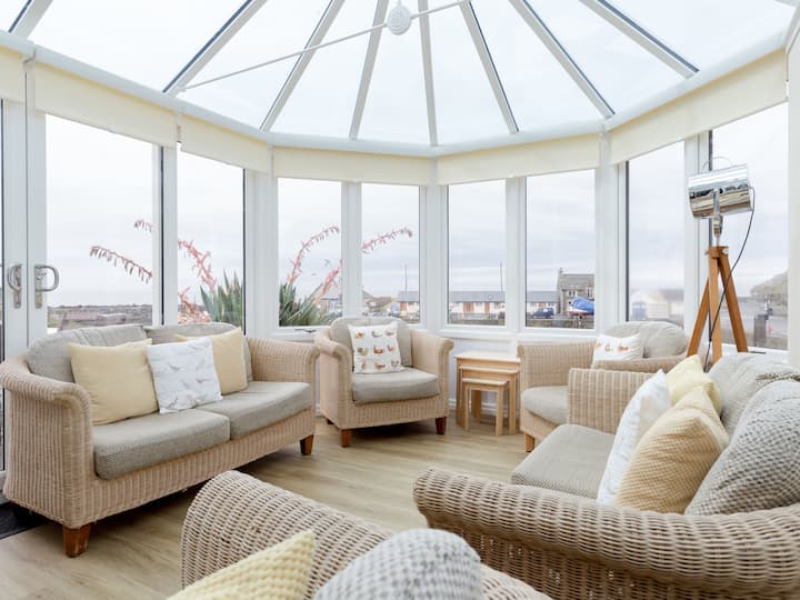 The Knowe By Interhome - Portpatrick