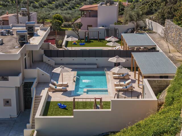 Elysian Villa 2 – With Private Pool gallery image 2