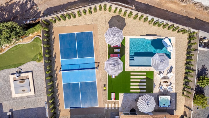 PickleDale Pool82 ° HotTub 10Bed - Scottsdale