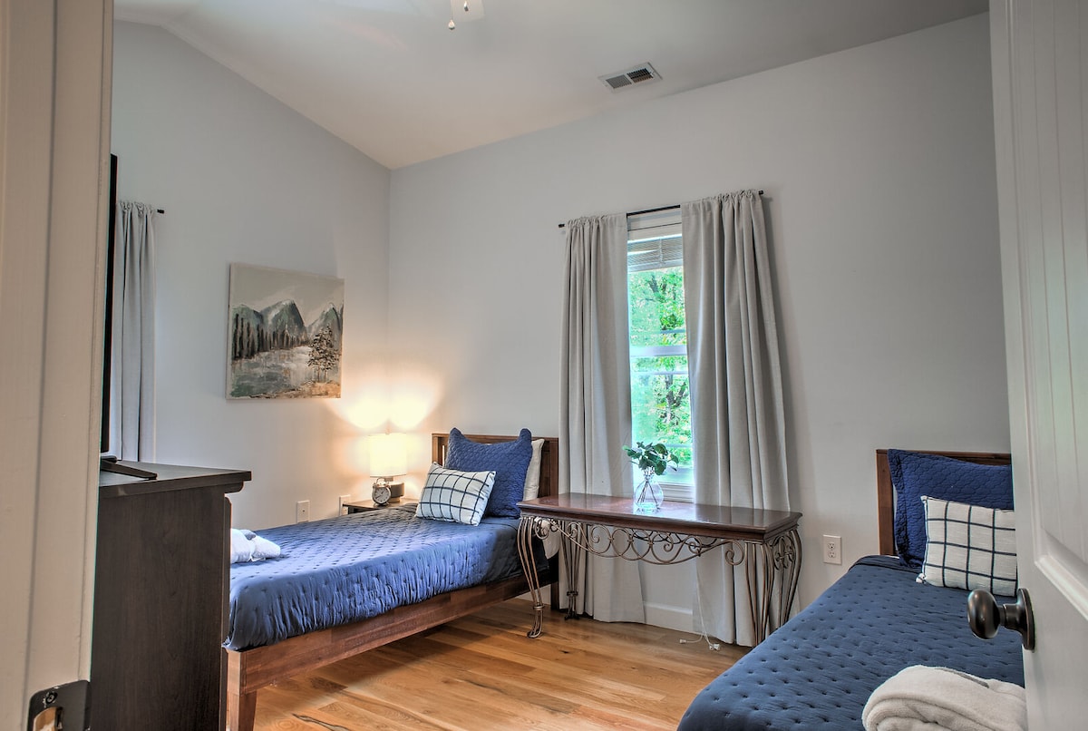 Gastenkamer op hoofdniveau #3 met twee eenpersoonsbedden