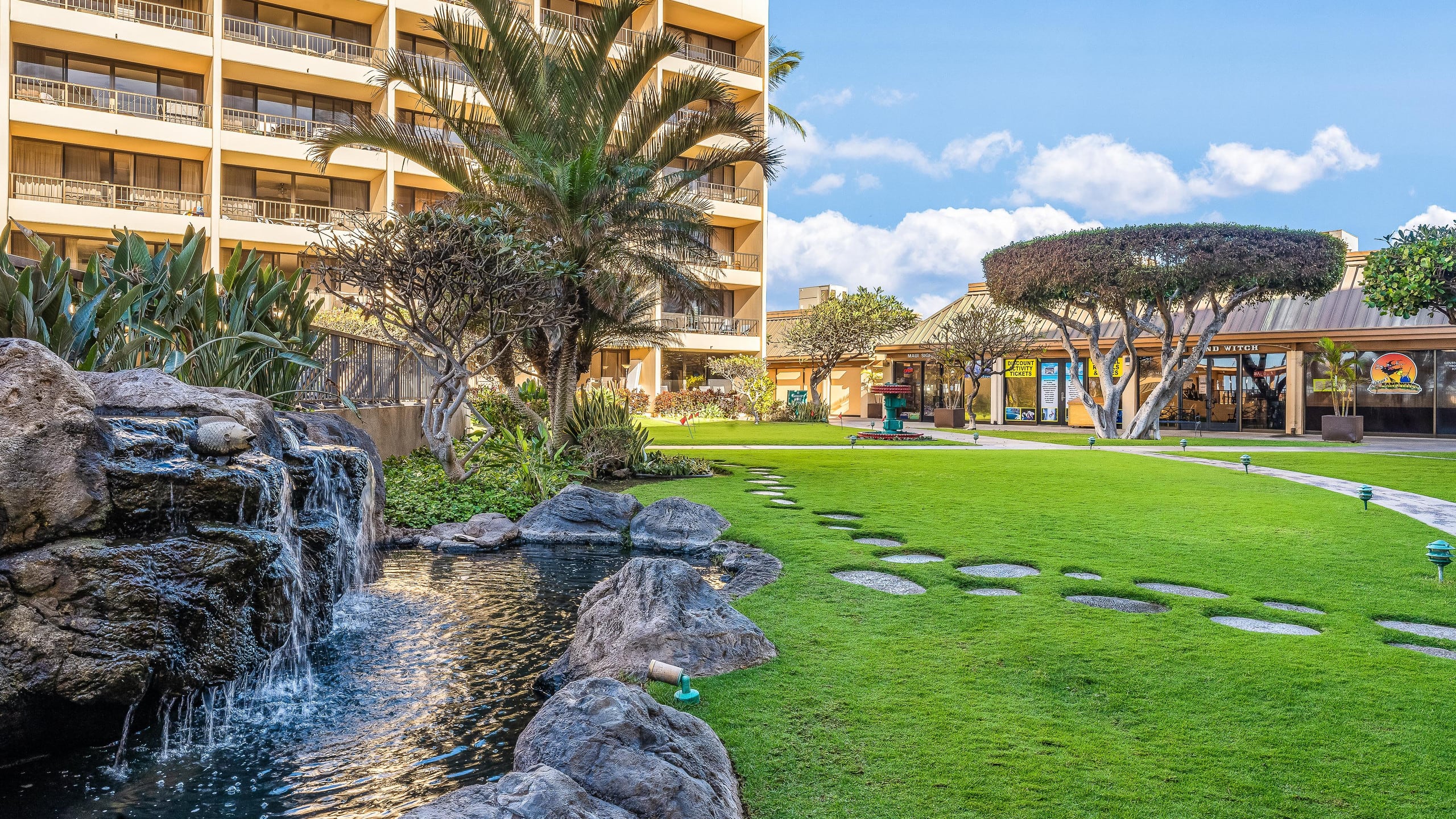 Condo in Kihei · ★5.0 · 1 bedroom · 2 beds · 1 private bath - Image 49