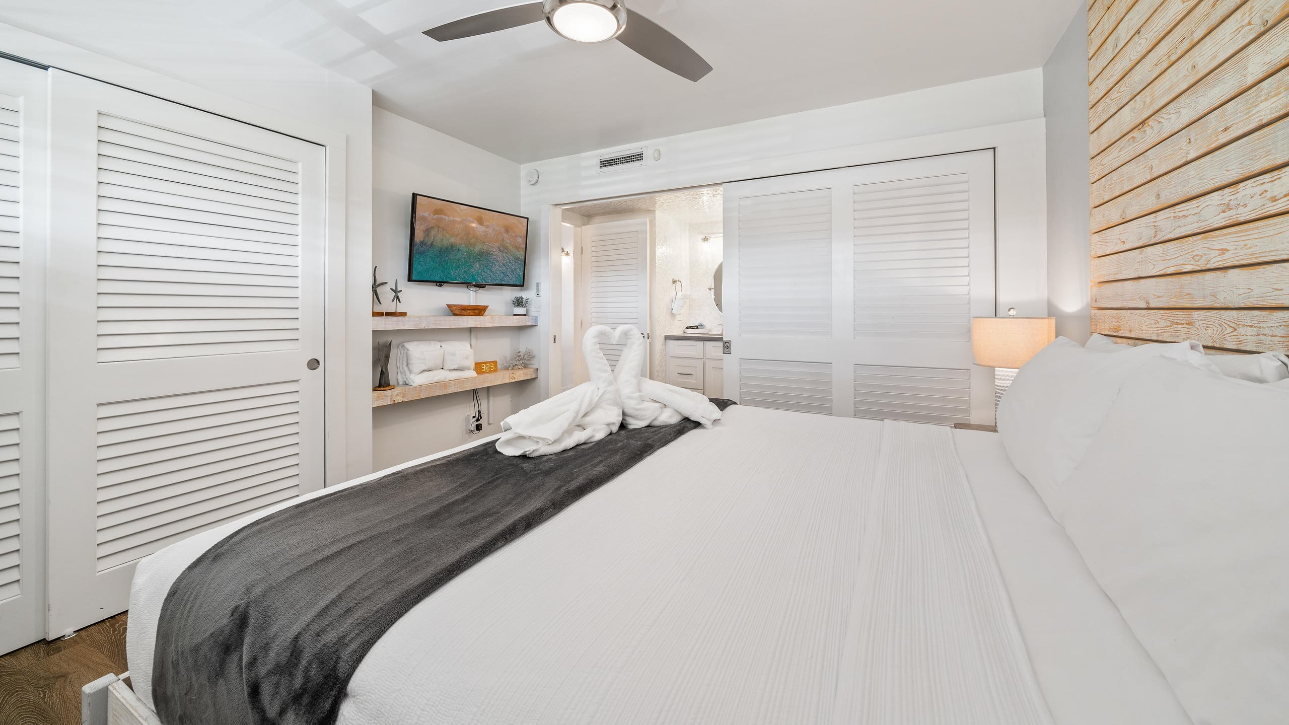 Condo in Kihei · ★5.0 · 1 bedroom · 2 beds · 1 private bath - Image 15