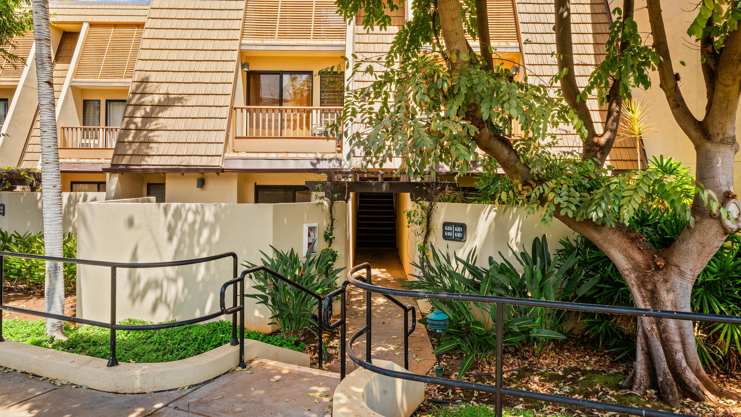 Condo in Kihei · ★5.0 · 2 bedrooms · 2 beds · 2 private baths - Image 94