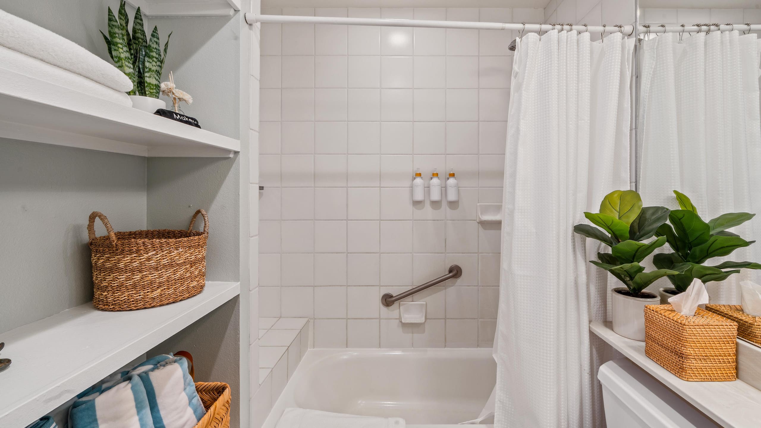 Condo in Kihei · ★5.0 · 2 bedrooms · 2 beds · 2 private baths - Image 63