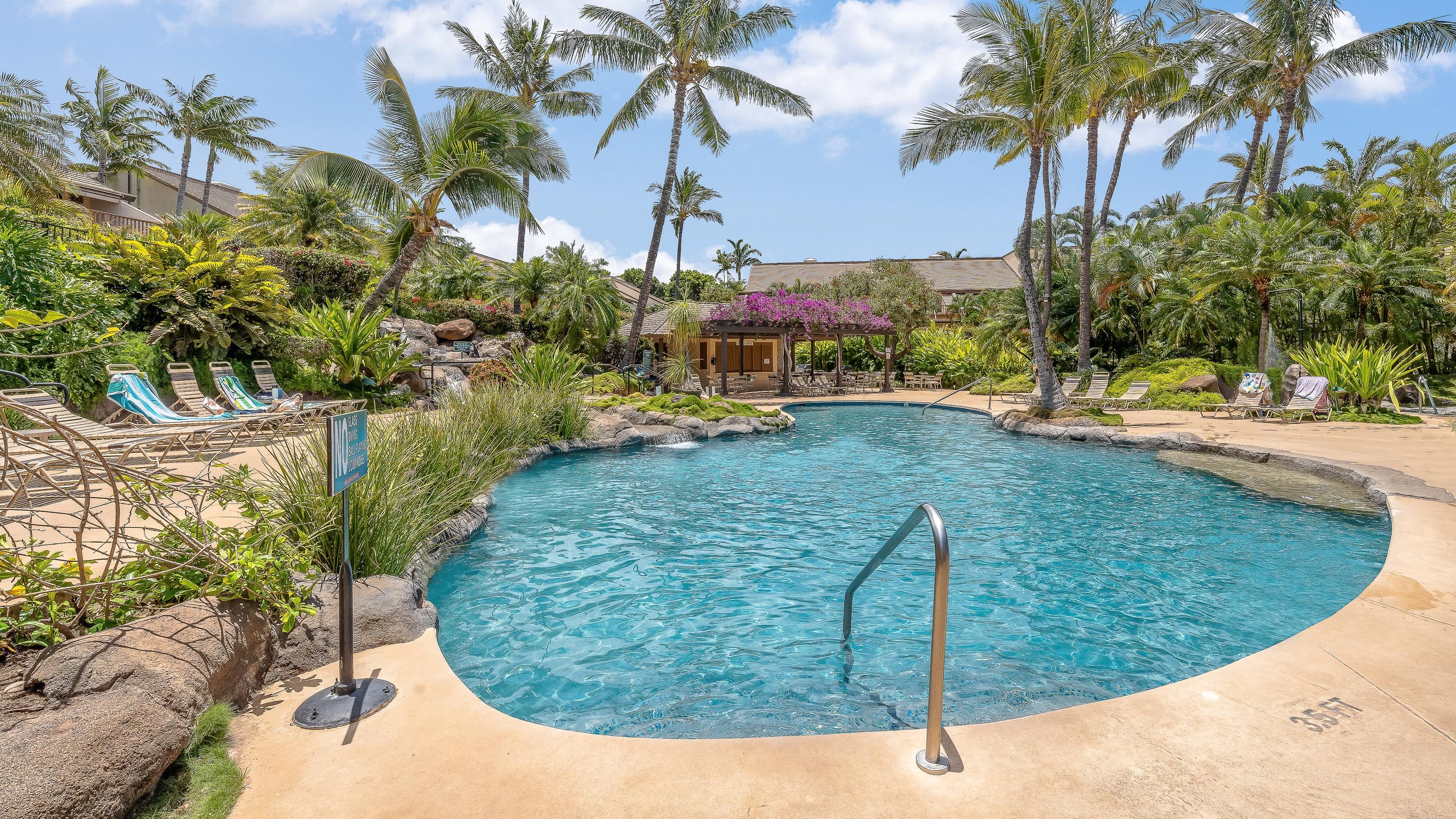 Condo in Kihei · ★5.0 · 2 bedrooms · 2 beds · 2 private baths - Image 64