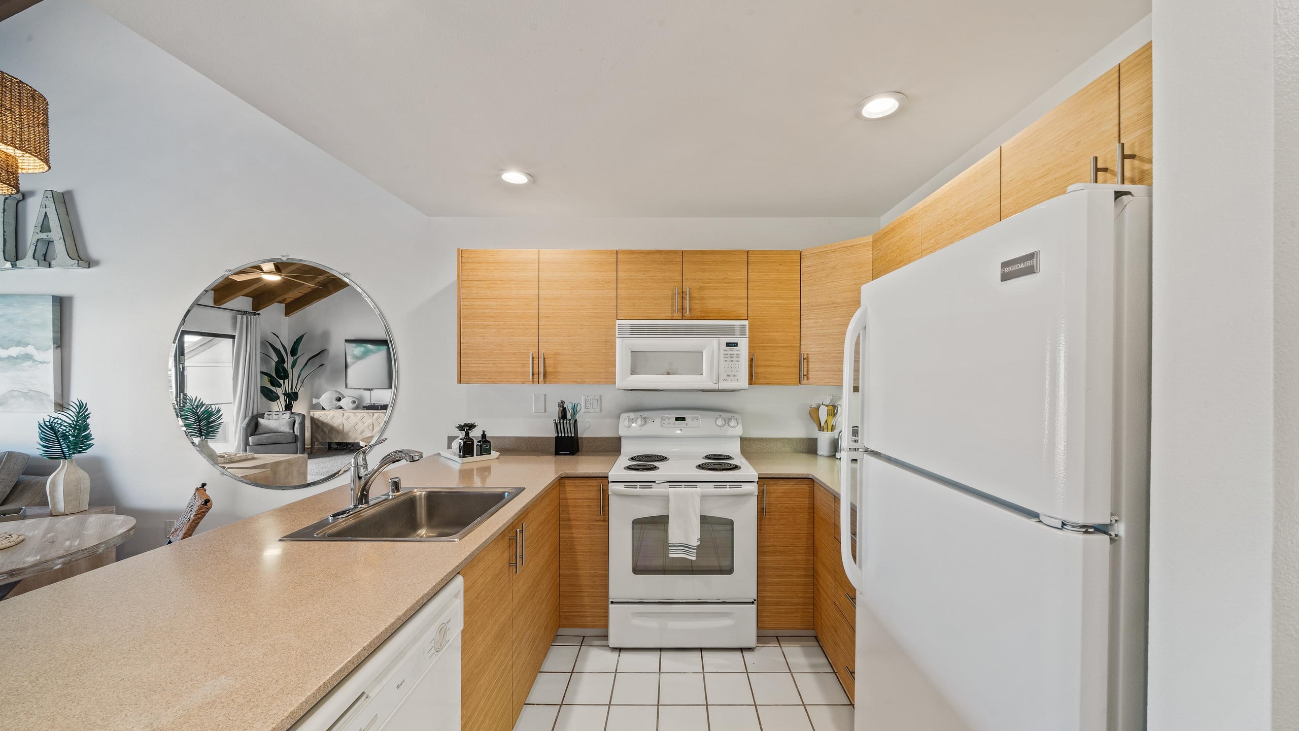 Condo in Kihei · ★5.0 · 2 bedrooms · 2 beds · 2 private baths - Image 30