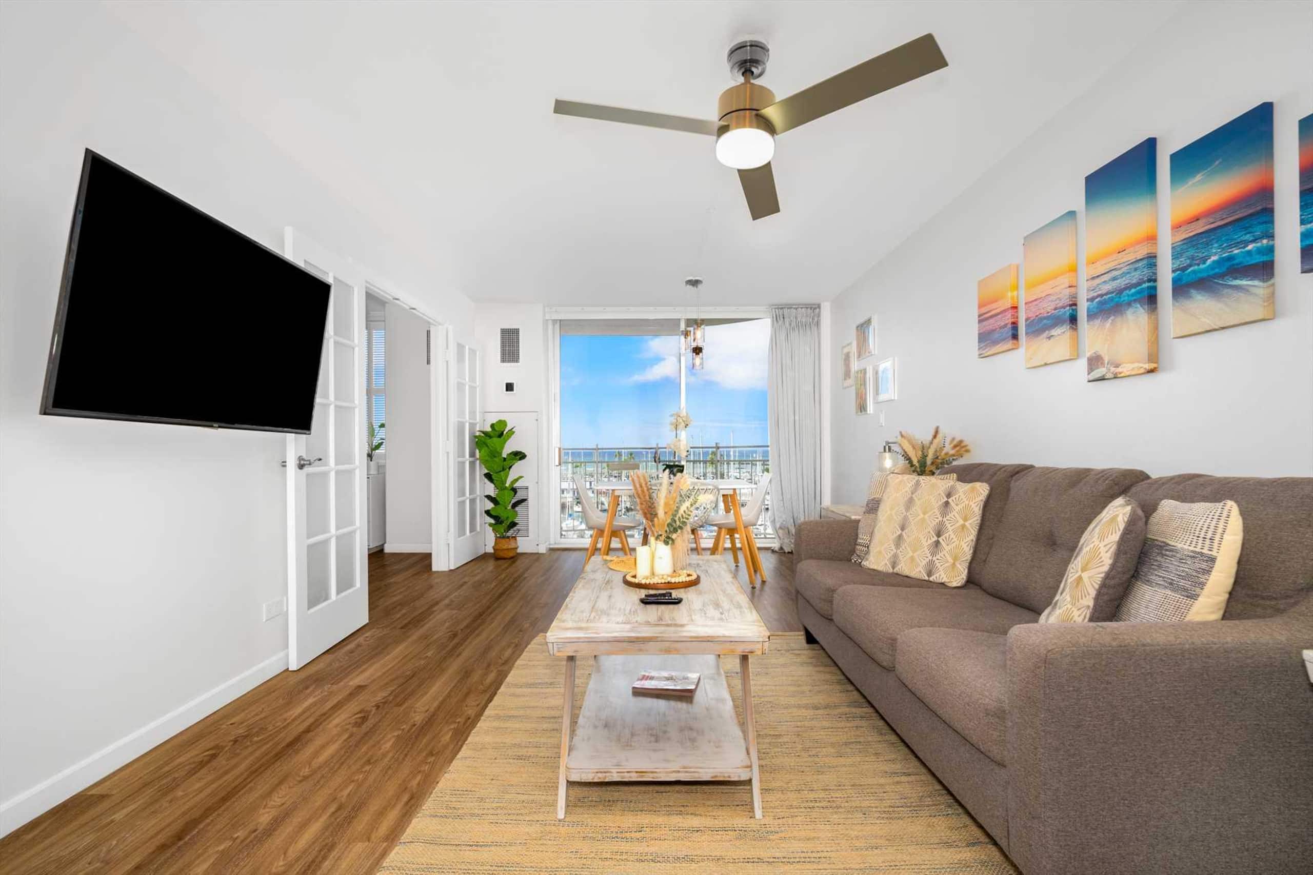 Condo in Honolulu · ★5.0 · 1 bedroom · 2 beds · 1 private bath - Image 4