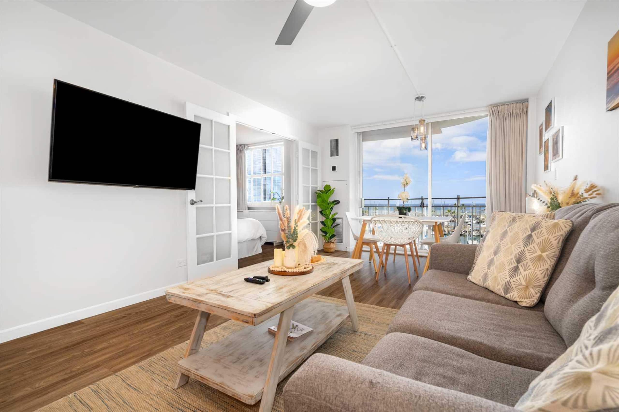 Condo in Honolulu · ★5.0 · 1 bedroom · 2 beds · 1 private bath - Image 8