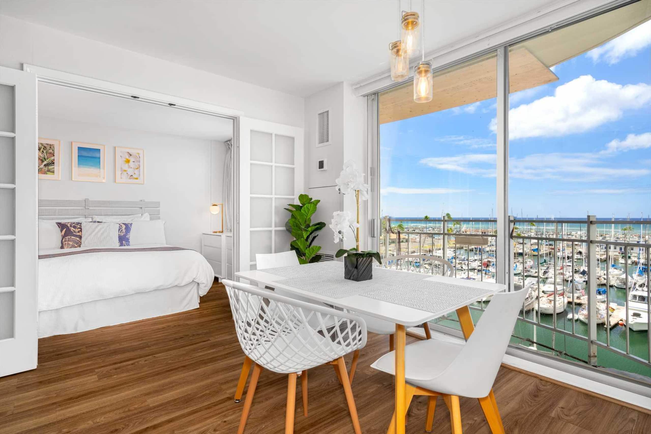 Condo in Honolulu · ★5.0 · 1 bedroom · 2 beds · 1 private bath - Image 12