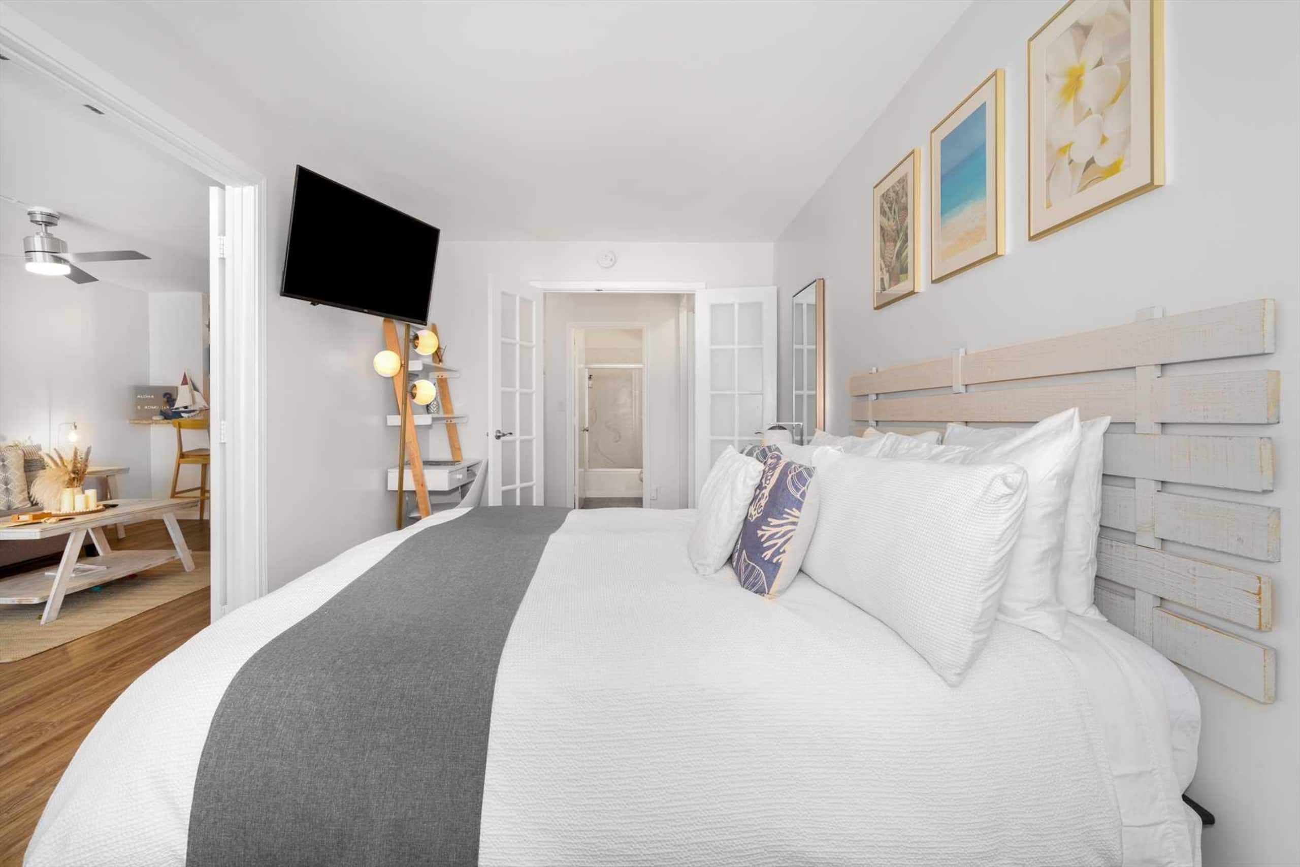 Condo in Honolulu · ★5.0 · 1 bedroom · 2 beds · 1 private bath - Image 19