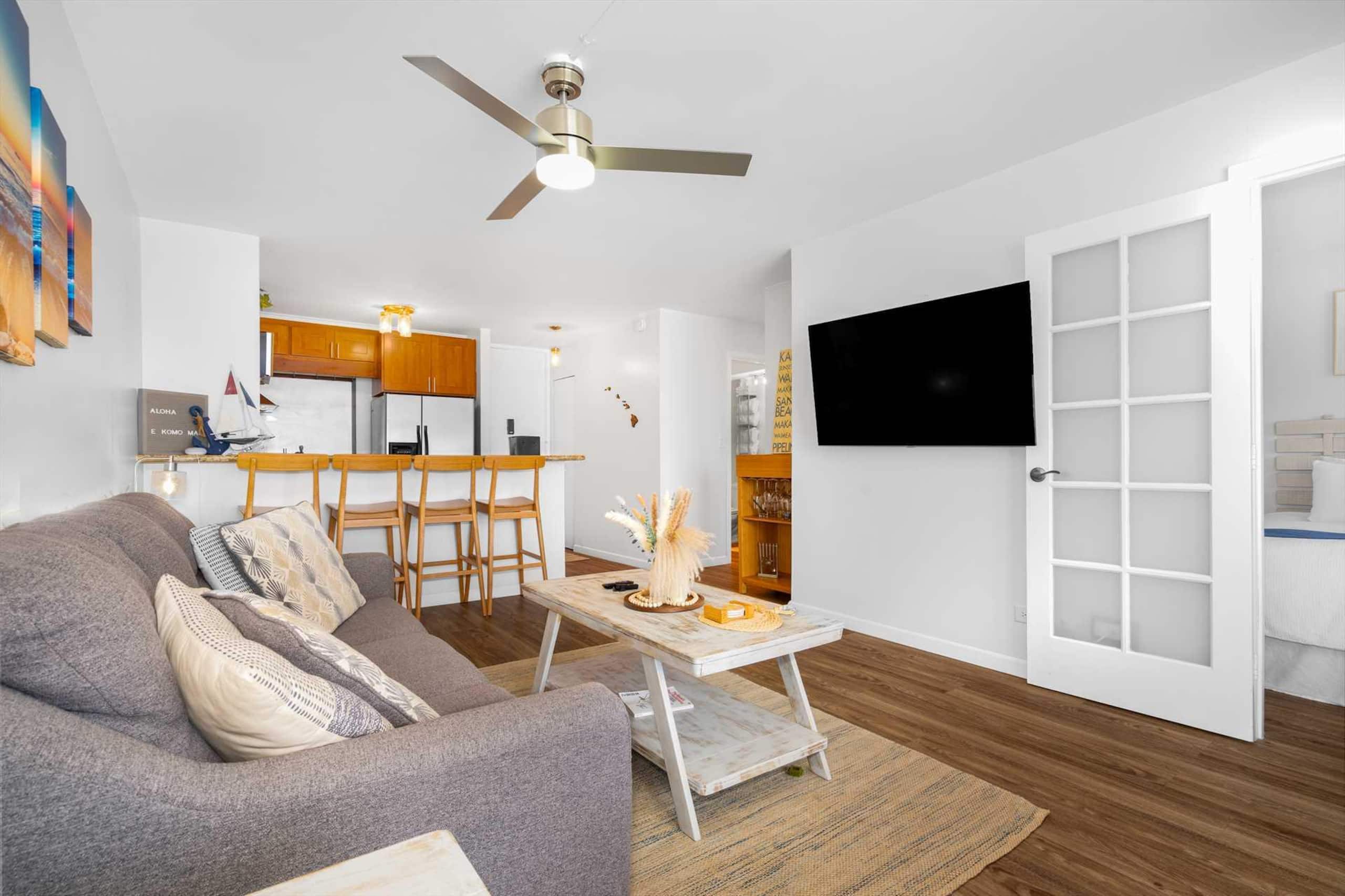 Condo in Honolulu · ★5.0 · 1 bedroom · 2 beds · 1 private bath - Image 9
