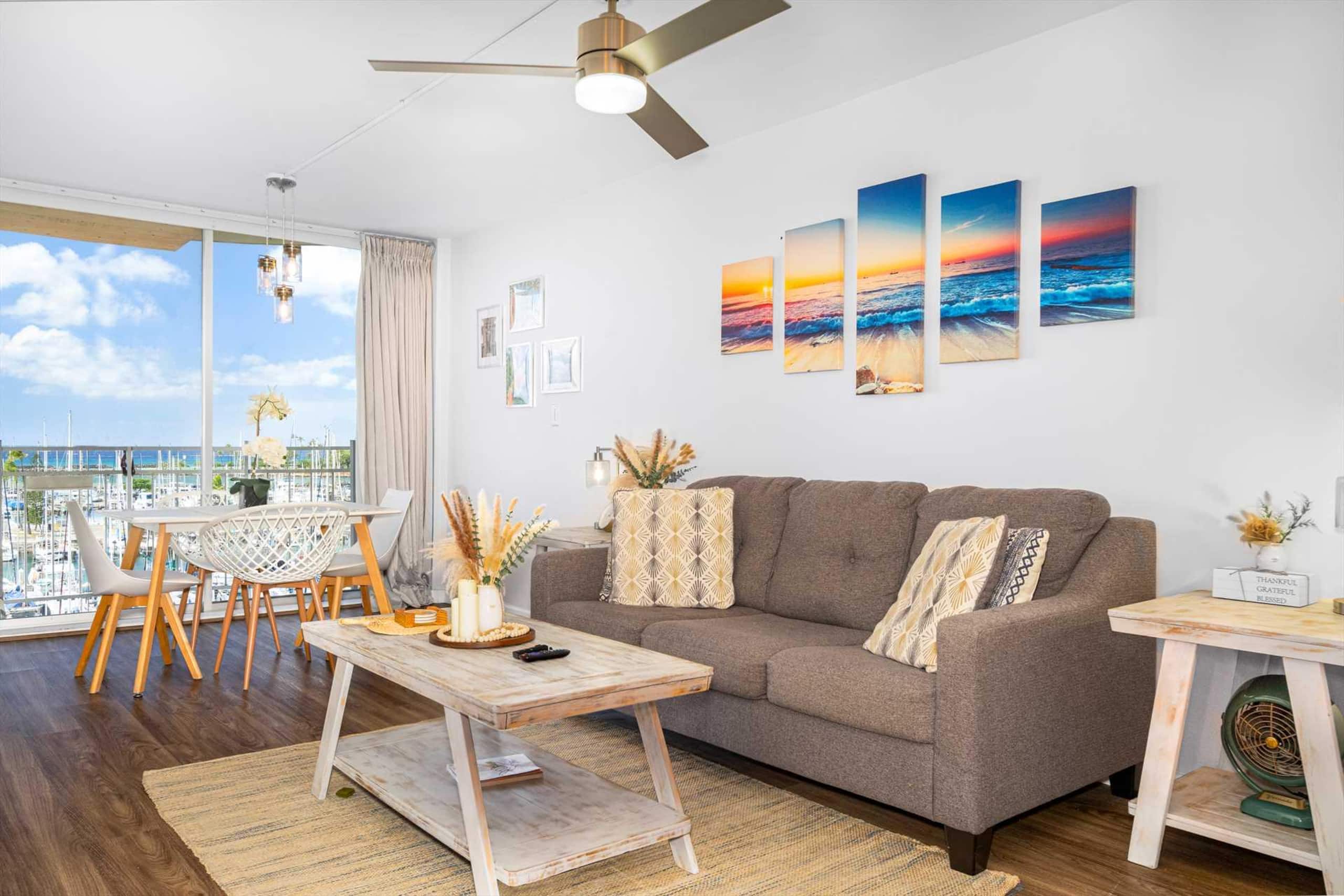 Condo in Honolulu · ★5.0 · 1 bedroom · 2 beds · 1 private bath - Image 2