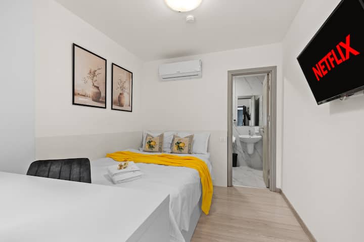 Little Studio In Old Town - Bucharest