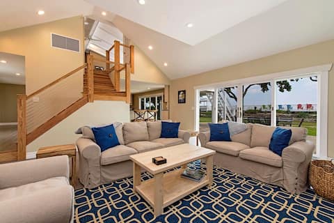 BeachFront 5BD Steps to Cedar Point Private Beach