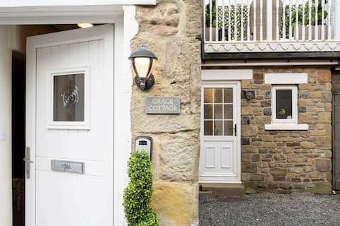 Northern Hideaways, Grace Cottage