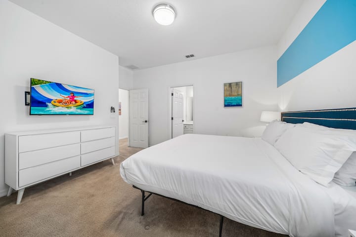 Спалня с суперголямо двойно легло