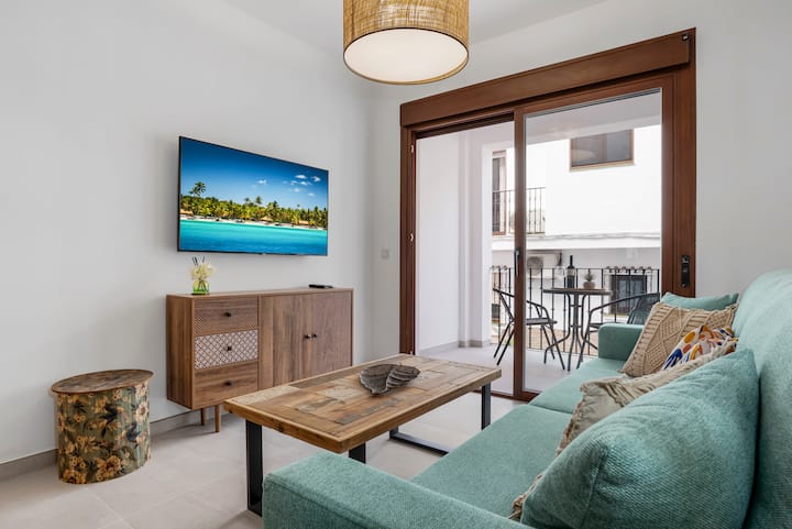 2 Bed Apartment In Benahavis - Benahavís