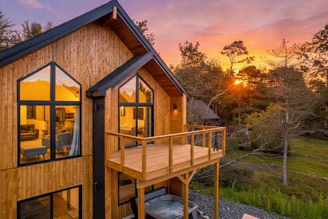 Nordic Lakehaus Near Camelback: HotTub+Theater