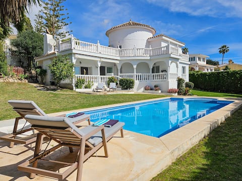 Villa Las Mariposas in La Sierrezuela, Mijas Coast