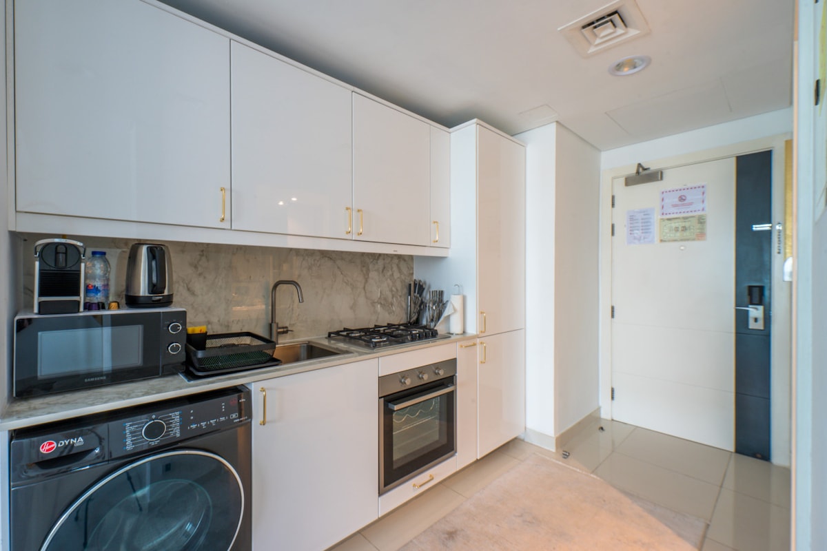 Top Airbnb: Central Apartment in Dubai Heart in Dubai
