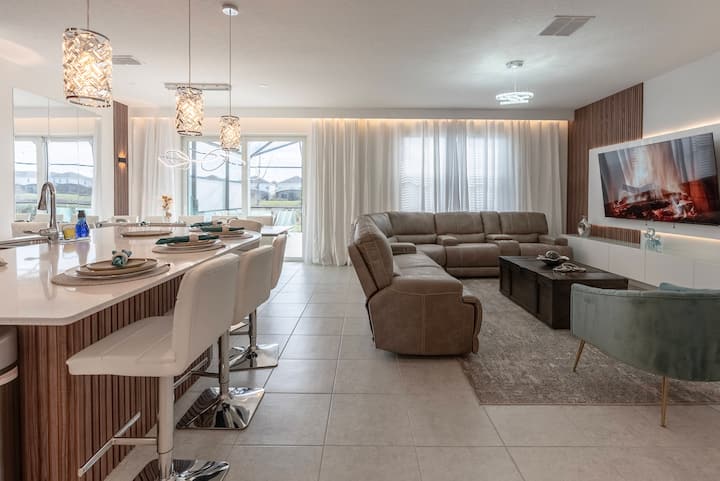 Luxury New Themed Home 7 Bedrooms/pool - Kissimmee