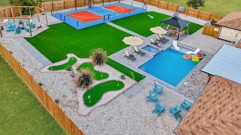 Lux•Pool•Pickleball•Golf|Sleeps20|5Min to Main