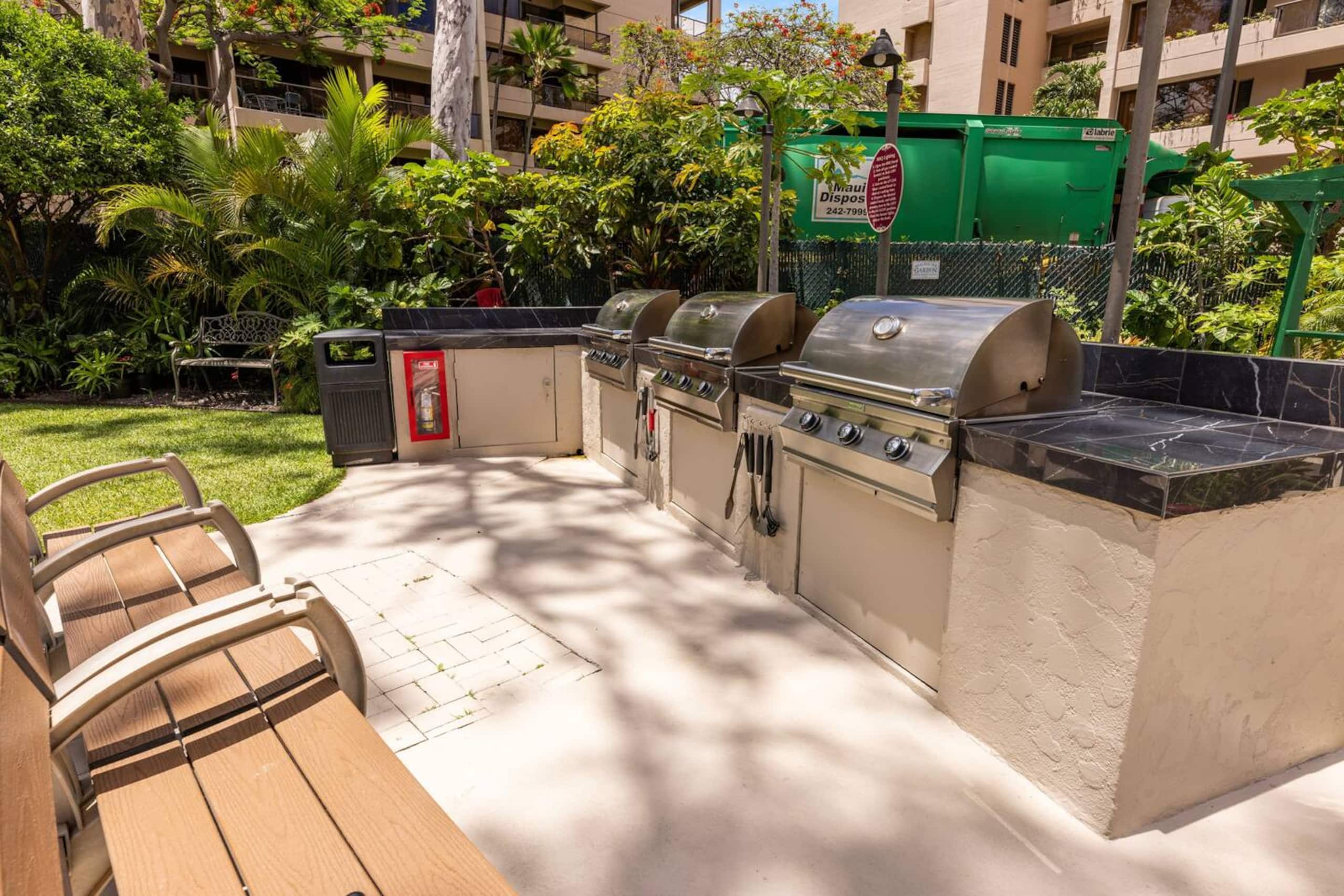 Condo in Lahaina · ★4.94 · 1 bedroom · 2 beds · 1 private bath - Image 45