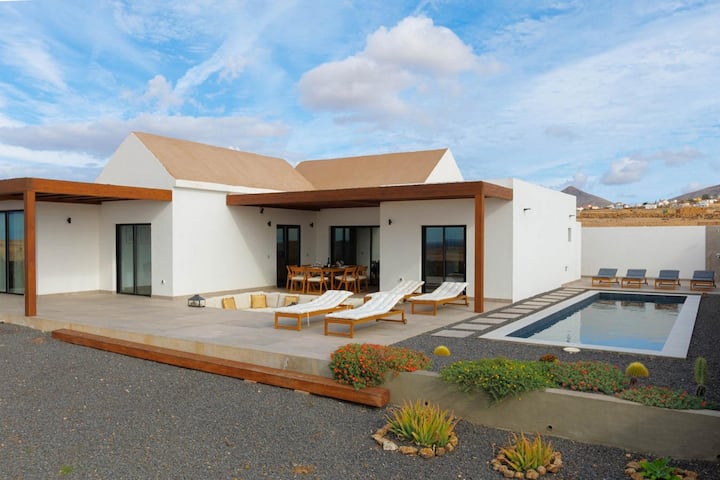Casa Magafral Tindaya With Heated Pool - Fuerteventura