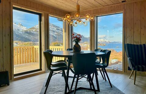 Premium Chalet with Grand View