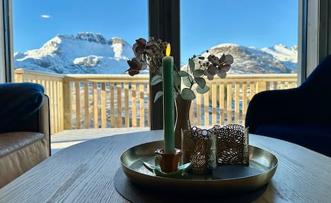 Premium Chalet with Grand View