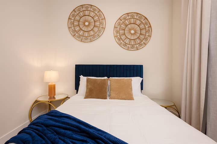 สวรรค์แห่งความเงียบสงบ บลูส์นุ่มๆและความเป็นกลางที่อบอุ่นสร้างบรรยากาศที่เงียบสงบ