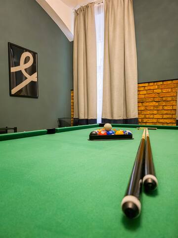 Magnificent Apartment with Sauna and Billiards
