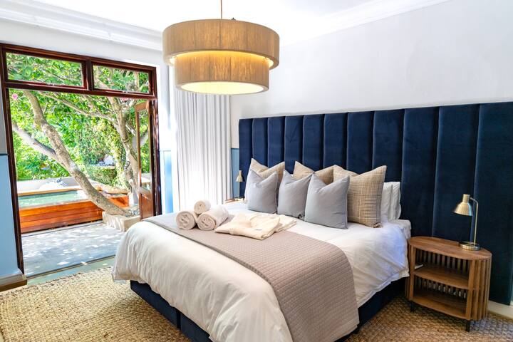 Villa with stunning views gallery image 5