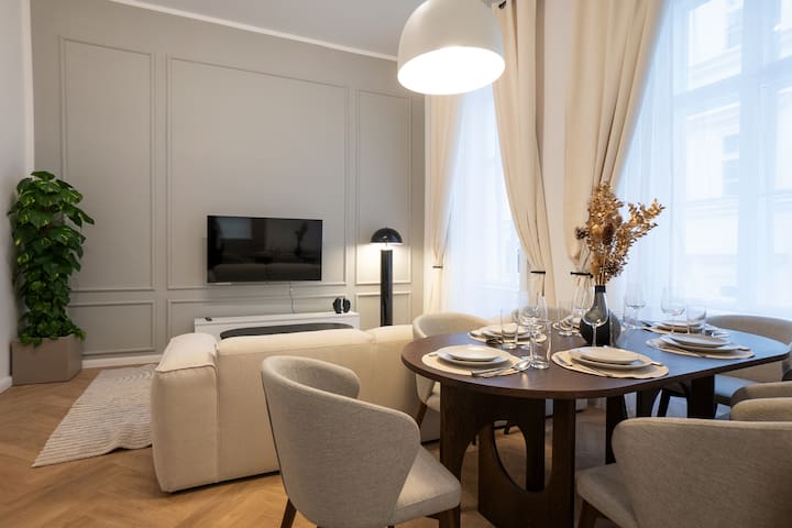 Stylish & Modern 90m² Flat in Prime Location