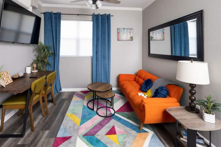 Capital Hideout #14: Modern Downtown Comfort - Little Rock