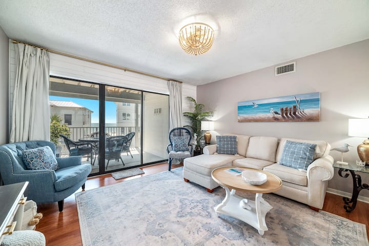 Seascape 204 - Beachfront Condo W/ Pool! - Orange Beach, AL