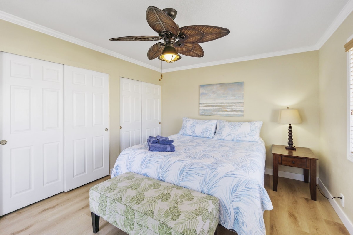 Главна спалня със самостоятелен балкон