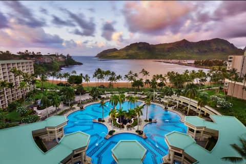 Successful Airbnb property: OCEAN FRONT Marriott Kauai Beach Club Parlor Suite in Lihue