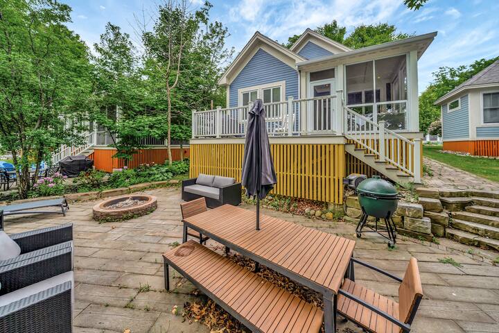 East Lake Shores managed Airbnb listing 2