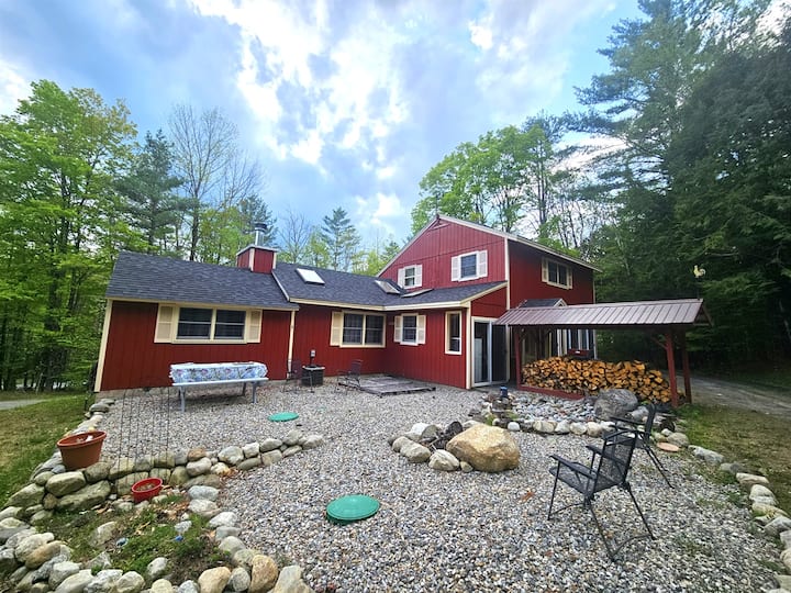 Brant Lake Retreat - Sleeps 17 - Hot Tub! - Adirondack, NY