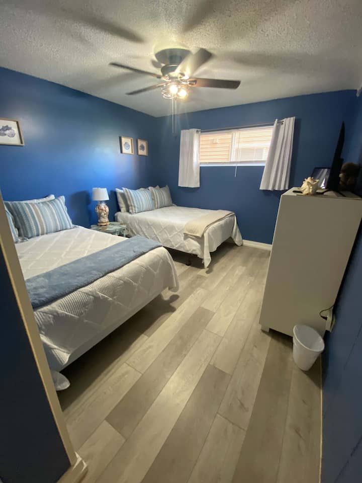 พื้นไม้กระดานใหม่