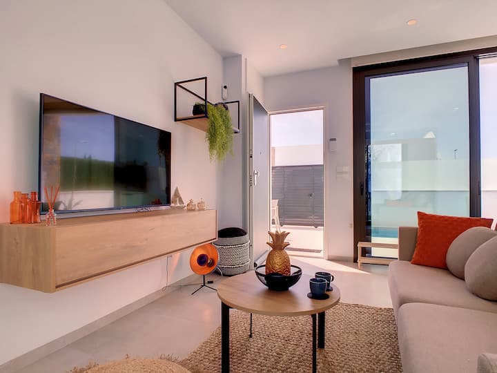 Villa With Private Roof Terrace, Patio With Pool - San Pedro del Pinatar