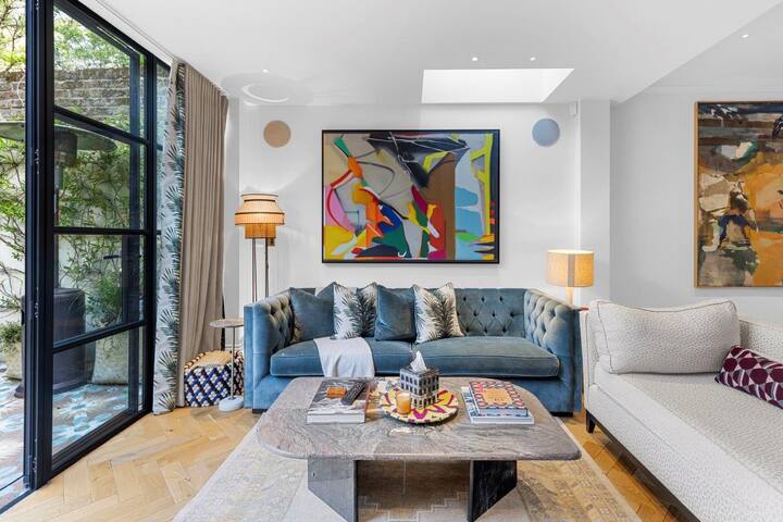 Stylish Notting Hill Residence gallery image 2