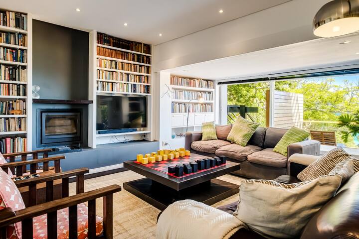 3bed Home 4-min to Llandudno Beach Backline Views gallery image 2