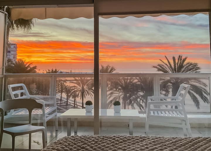 P.beach2f. A Stylish Seaside Apt - Marbella