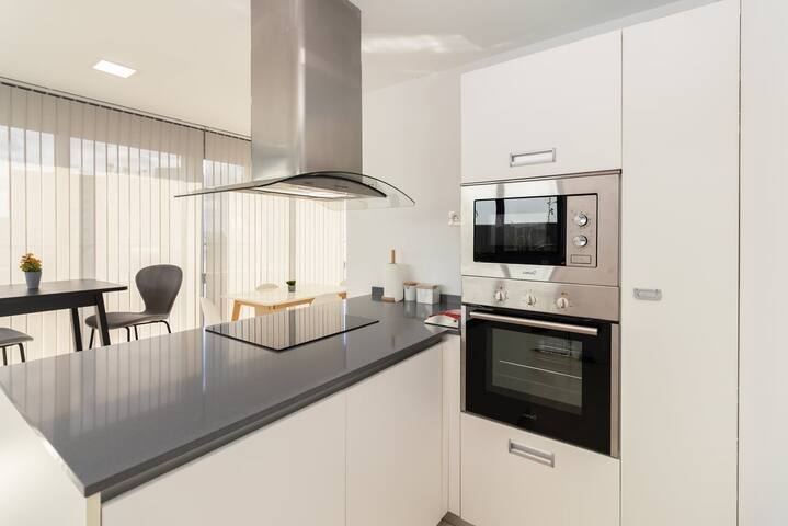 GuestReady – Luxury Duplex in Valência gallery image 5