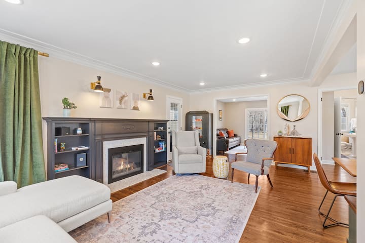 MINNeSTAY* Haven in the Heights